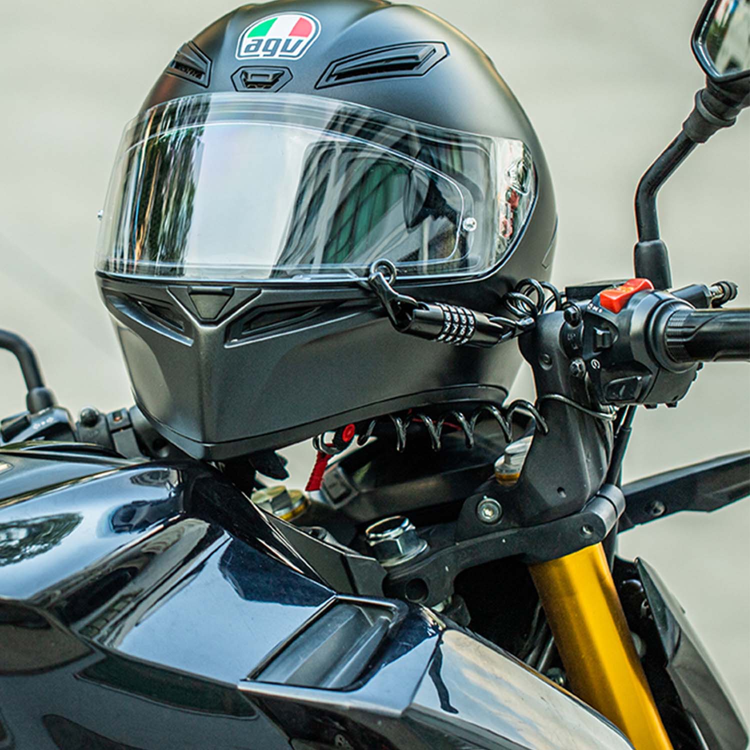 ROCKBROS flexible helmet lock